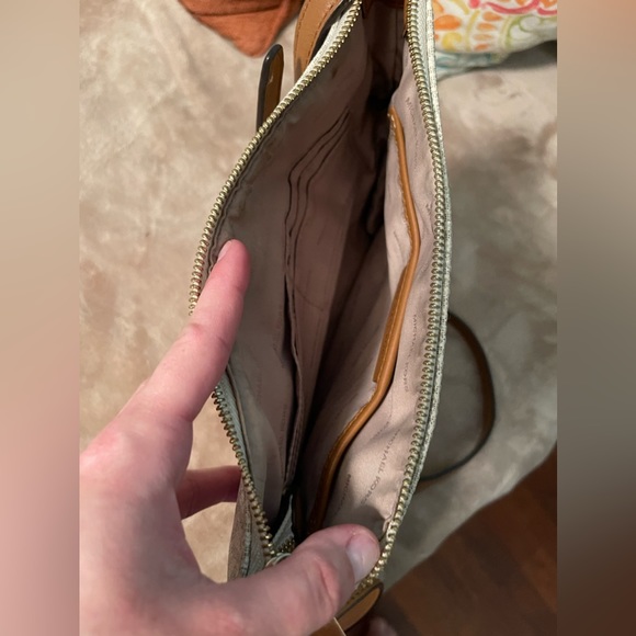 Michael Kors Purse - Picture 1 of 4